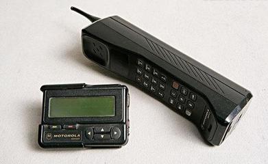 手機發展史 從尋呼機淘汰到功能機落伍，未來趨勢與代理代辦展望